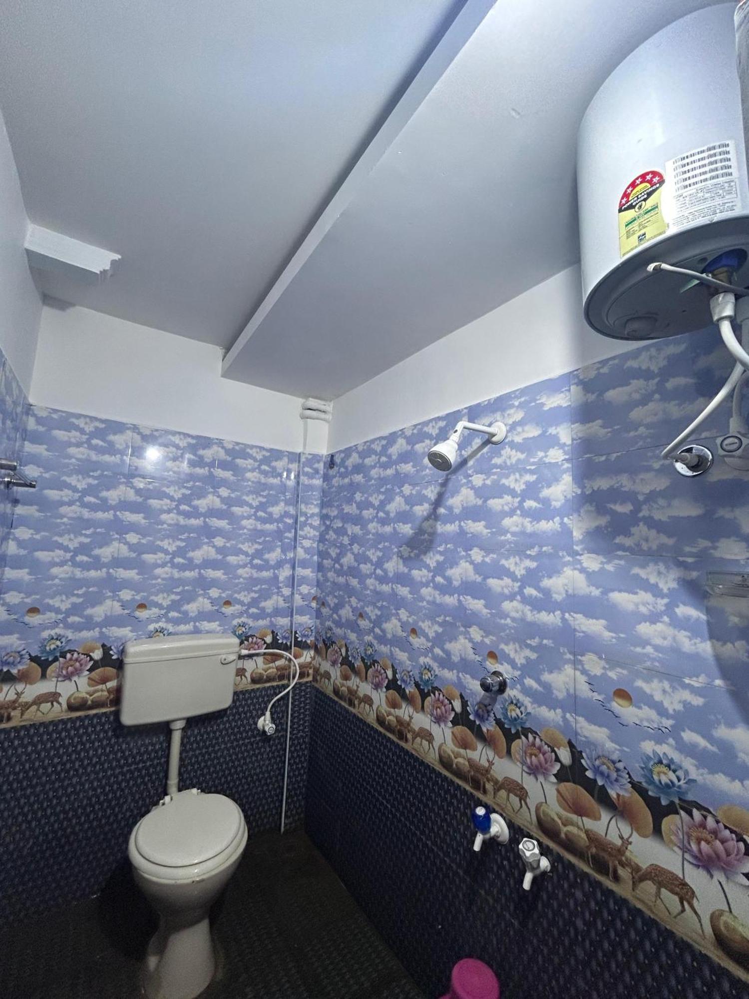 Gsd Inn Guest House ポンディシェリ エクステリア 写真