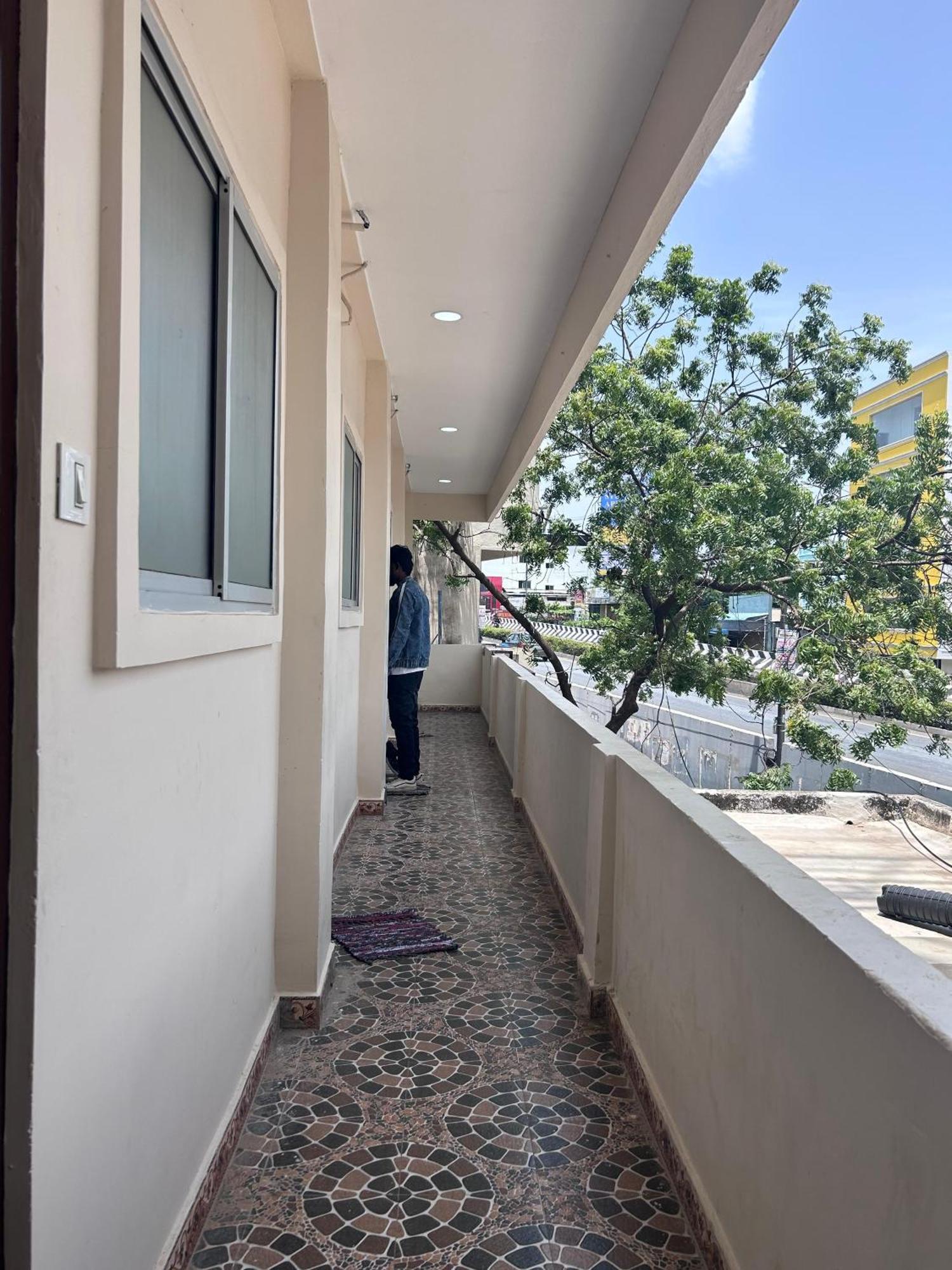 Gsd Inn Guest House ポンディシェリ エクステリア 写真