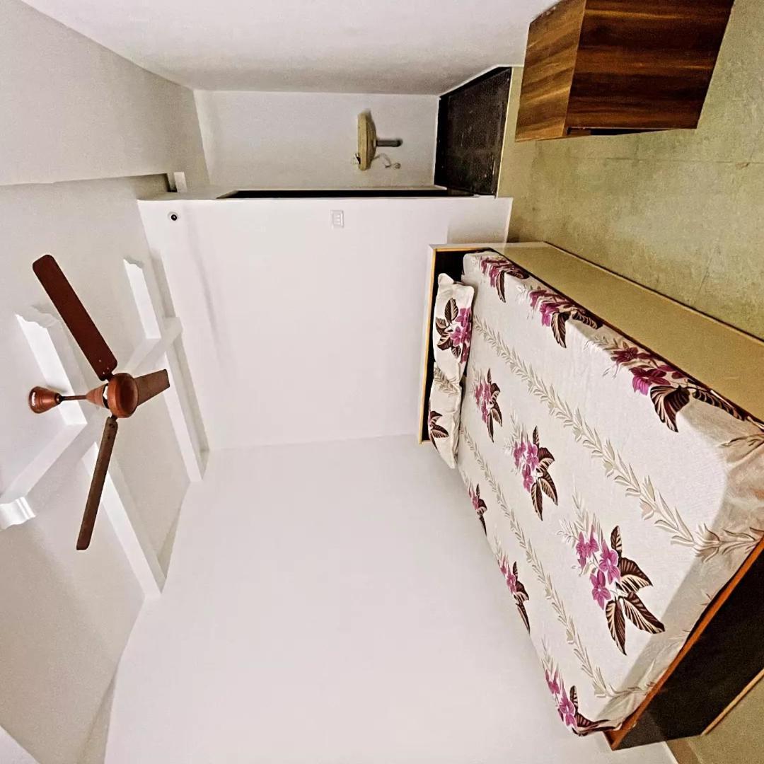 Gsd Inn Guest House ポンディシェリ エクステリア 写真